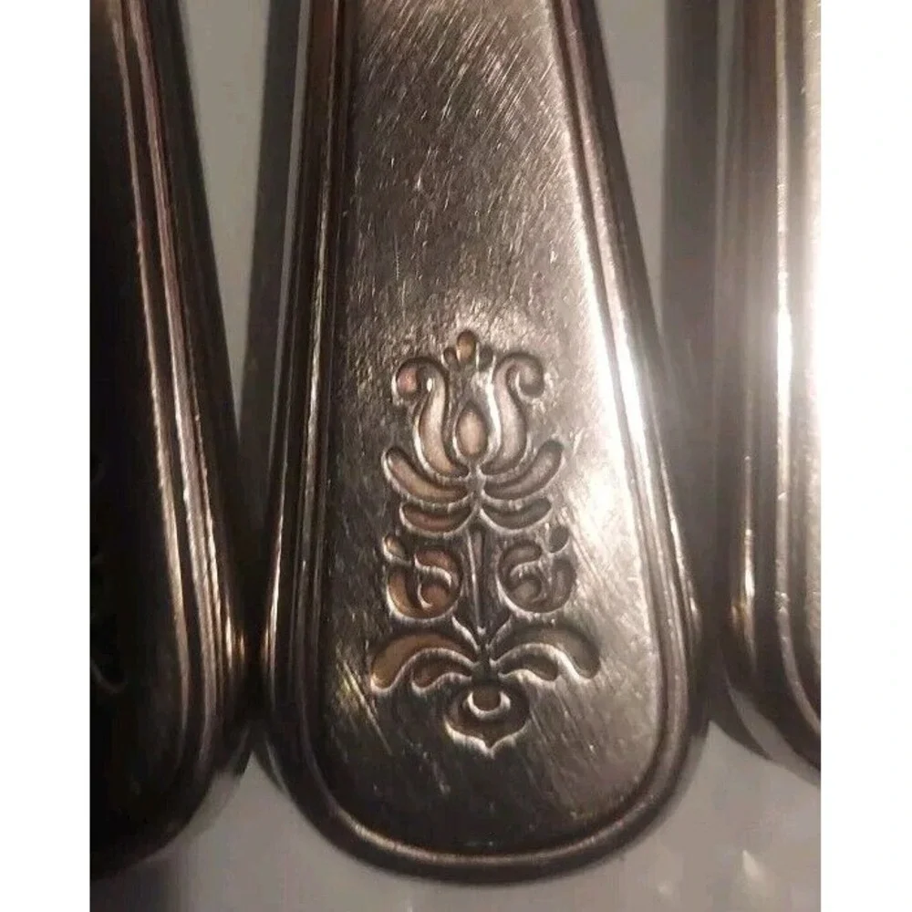 Vtg Silver Knives 